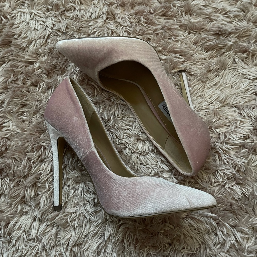 Steve Madden heels 🌸